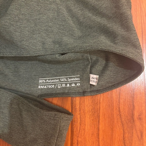 Outdoor Voices Slashback Crop Top Womens Large Dark Green - Picture 6 of 6